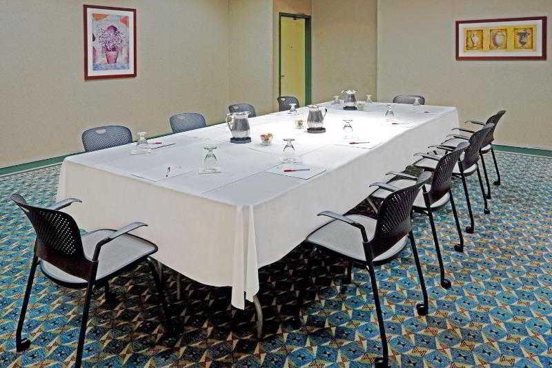 Courtyard By Marriott Philadelphia City Avenue Εξωτερικό φωτογραφία